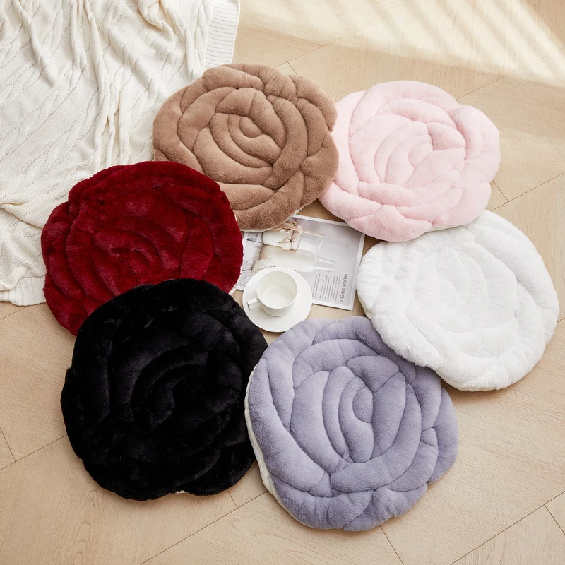 毛绒椅子垫玫瑰花坐垫秋冬加厚椅垫办公室久坐网红屁垫防滑地垫