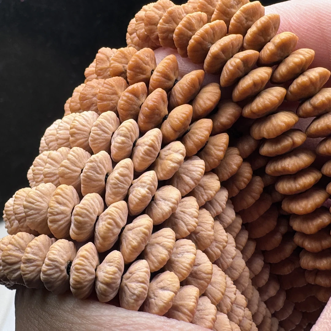 莲心出品原桩【玉面狐狸】玉化籽金叶莲花菩提金钱菩提男女款手串