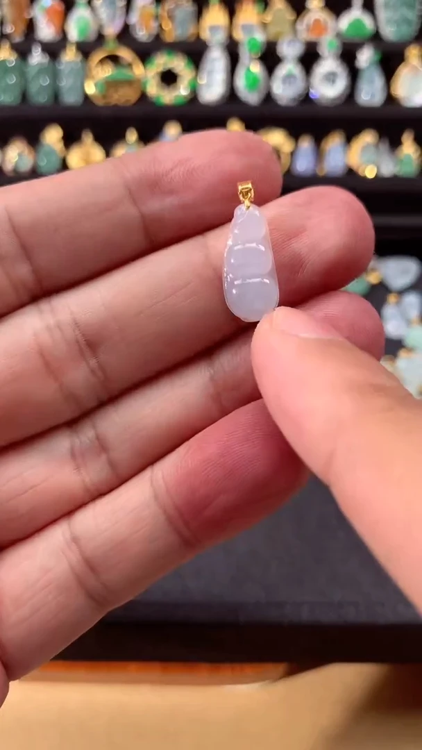 【闪购商品】翡翠颈饰18K金镶嵌豆子