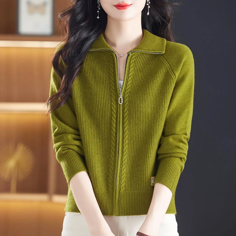 女士短款毛衣外套春秋薄款外搭上衣2024新款洋气翻领拉链针织开衫