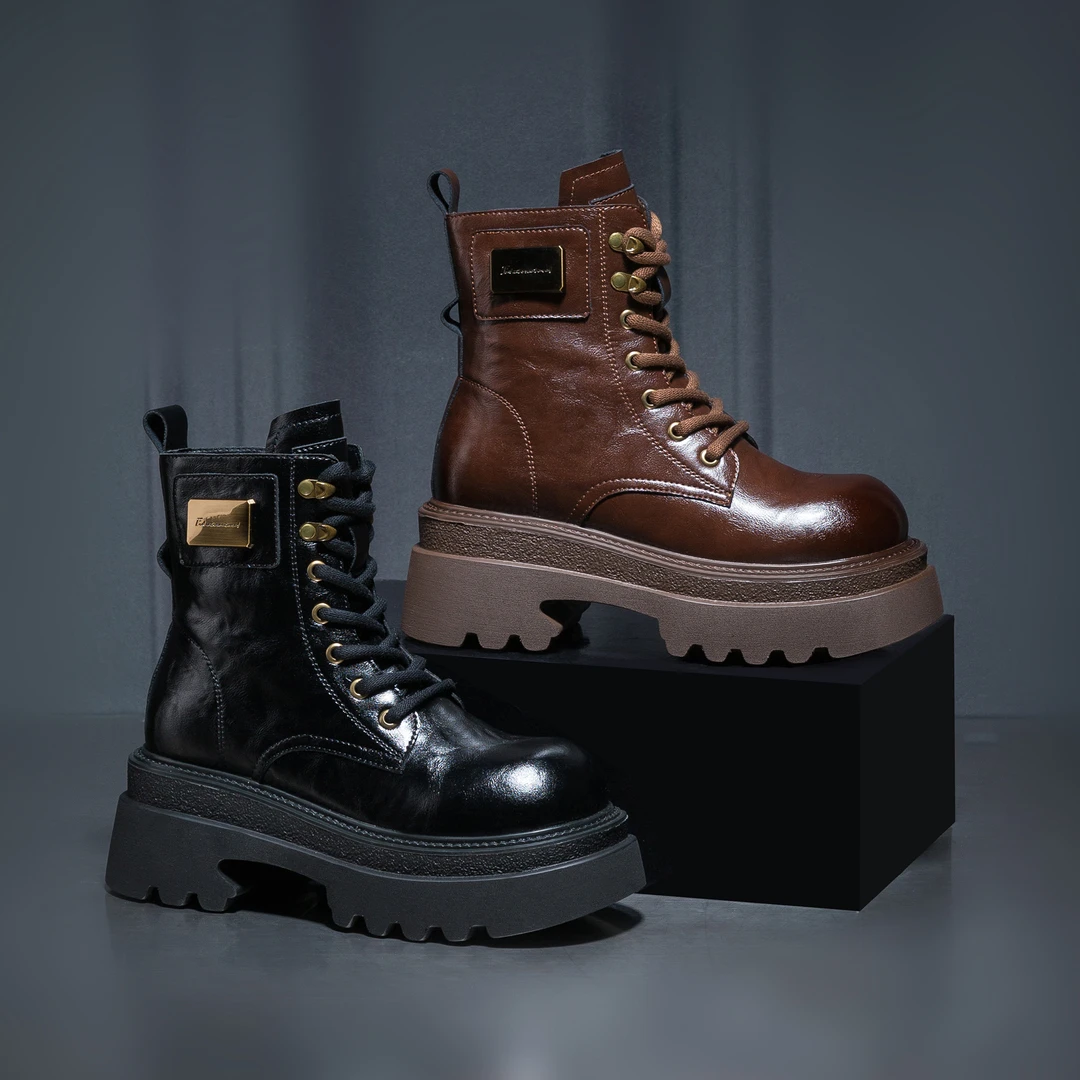 小白/秋冬新款时尚潮流厚底增高7CM圆头系带英伦风马丁靴9182