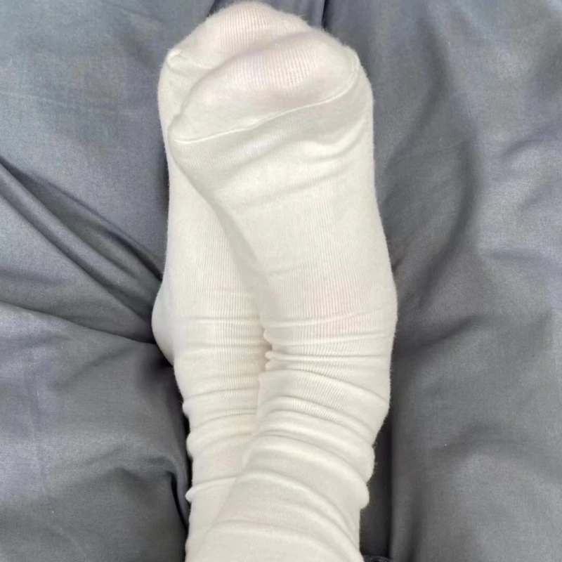 无骨奶白秋季新款爆款奶油袜糖果色堆堆袜日系韩版纯色潮流中筒袜