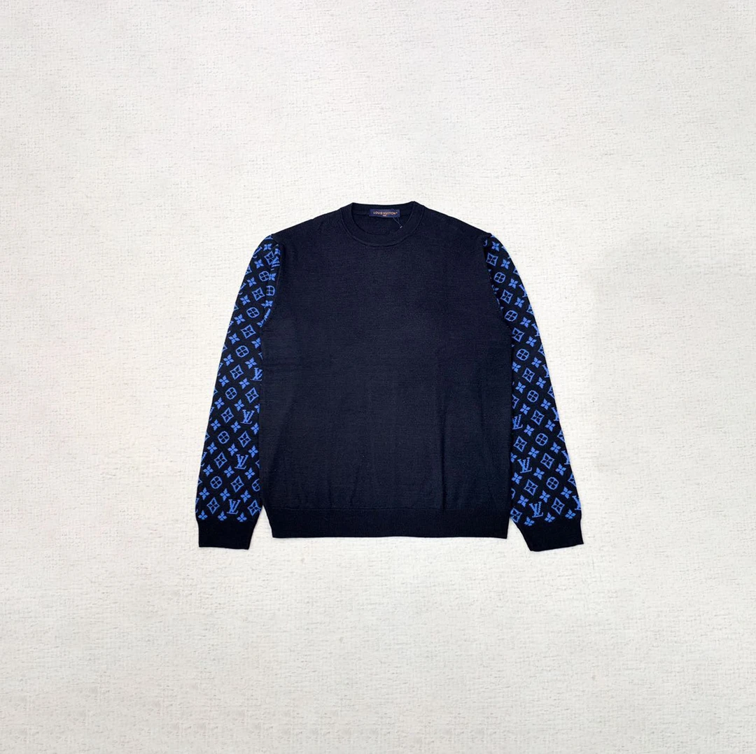 全新未使用  Louis Vuitton lv 经典满印麒麟臂毛衣l码编码xb1274