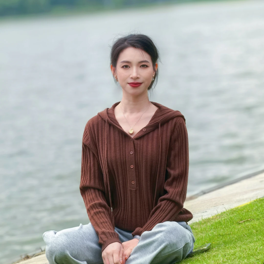 秋冬新款连帽纯羊毛衫女士纽扣长袖针织百搭休闲宽松加厚毛衣打底