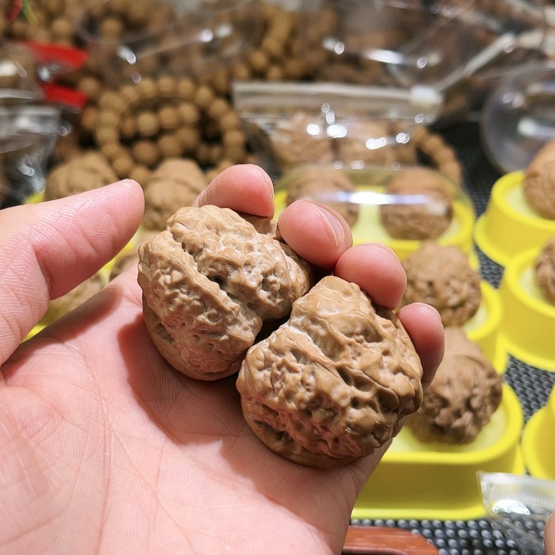 【闪购商品】文玩核桃把件护*霜