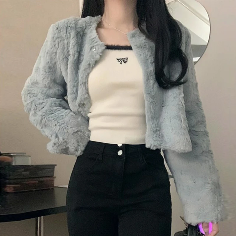 秋冬修身辣妹春秋方领白色打底衫女秋冬高级感毛衣内搭短款针织衫