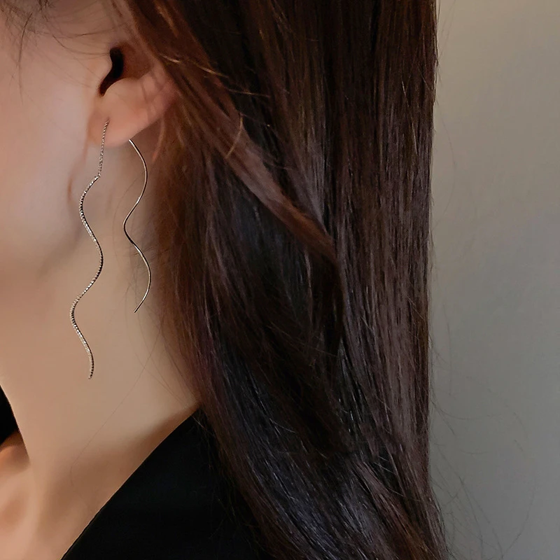合金耳饰 线条高档耳线大脸显小耳链流苏耳环耳坠轻奢长款气质女