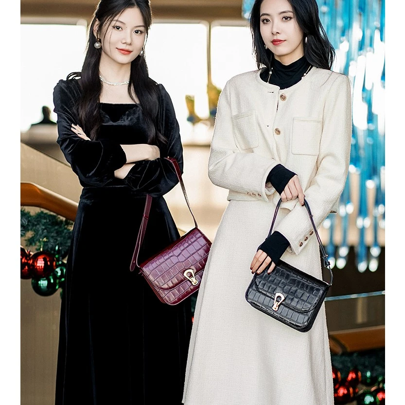 谭飞鳄鱼纹豆腐包头层牛皮时髦摩登贵气四季百搭建筑结构感包型