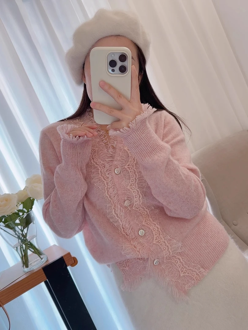 秋冬新品百搭性感蕾丝打底衫须须可爱花粉色白色内搭