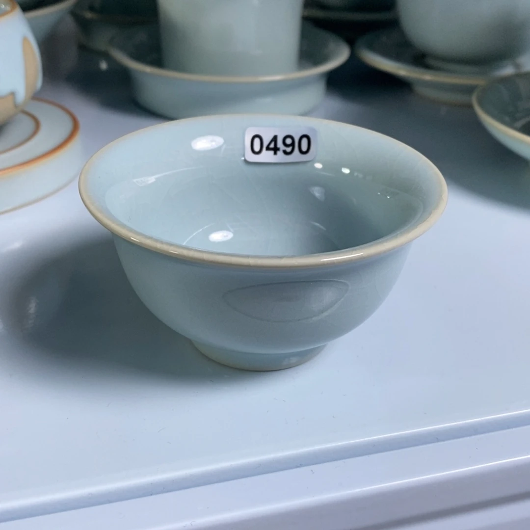 大*0490全品天青色压手杯