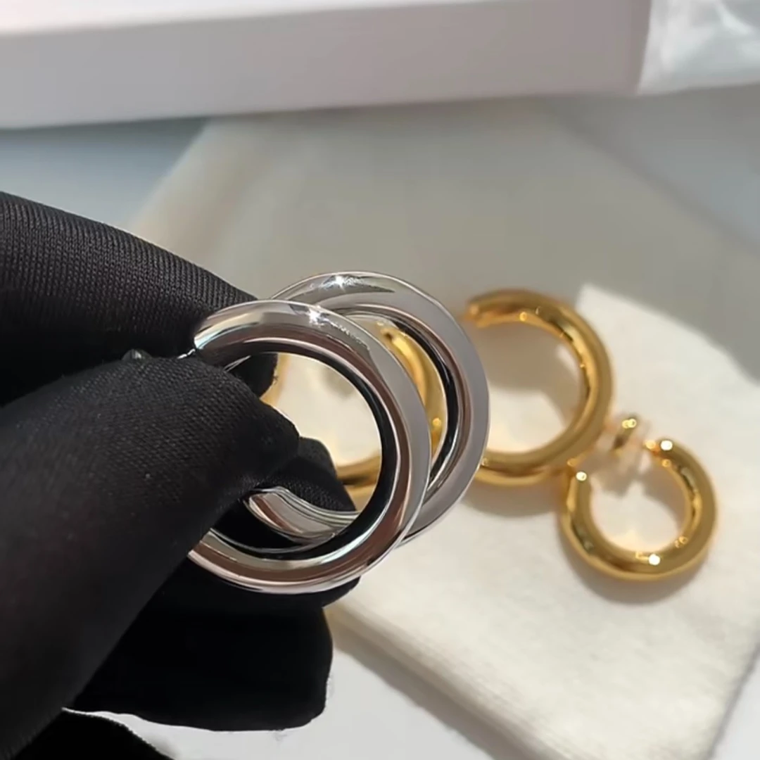 钛钢耳饰 【ins极简冷淡风】高级百搭修饰脸型素圈耳环YT076