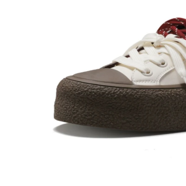 【MOMO】2024新款休闲校园风时尚厚底板鞋-C（125-128）