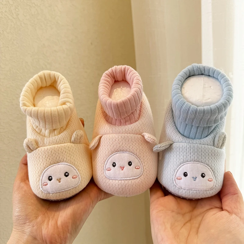 婴儿鞋春秋男女宝宝不掉鞋6一12个月0-1岁透气学步软底新生儿布底