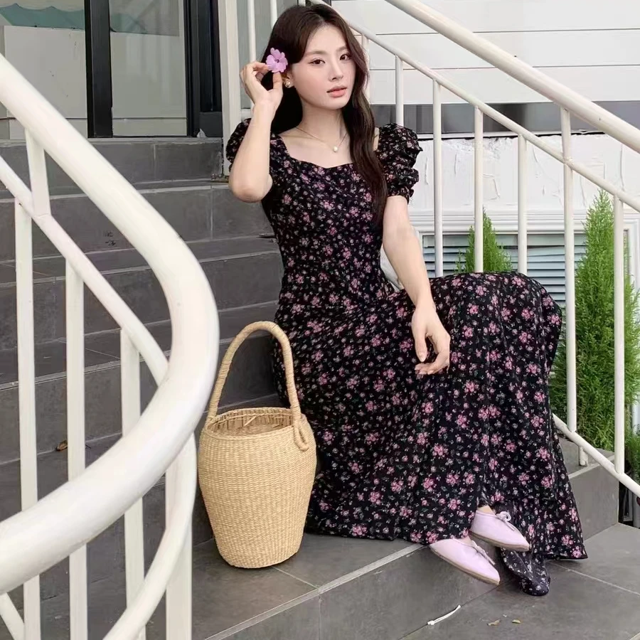 2024夏季显瘦气质时尚复古碎花修身泡泡袖中长款女装连衣裙L090