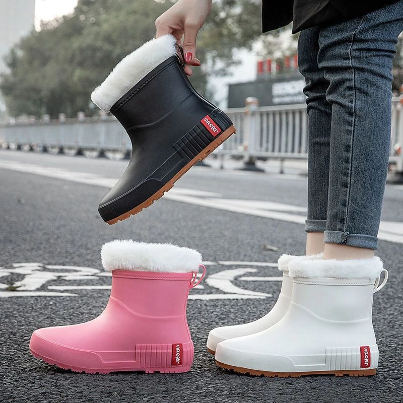 日系雨鞋女款时尚外穿套鞋轻便防水胶鞋新款工作防滑成人短筒雨靴