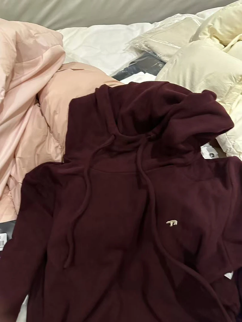 Sisi红色连帽长袖打底上衣