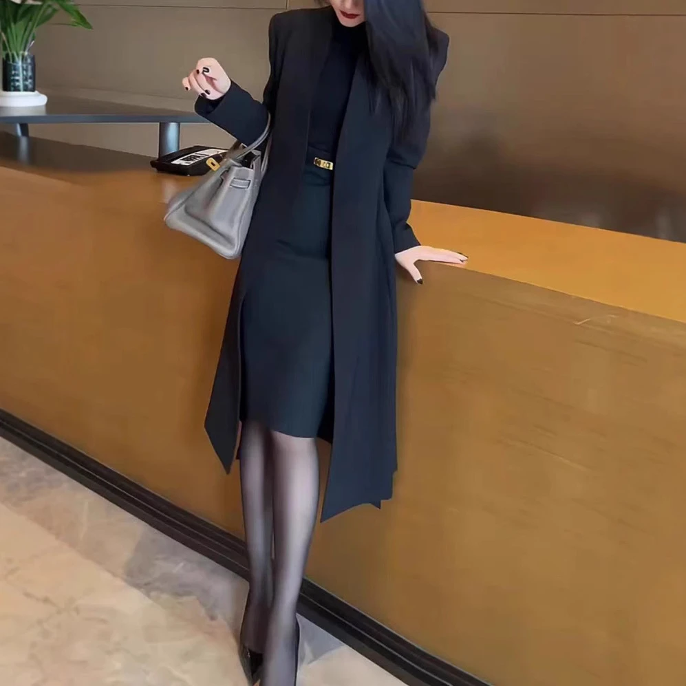 赫本风爆款女装2024年春季新款高端洋气时尚净版纯色风衣外套裤子