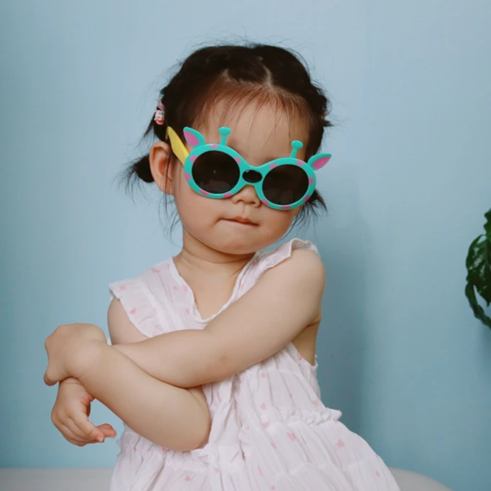 新款现货批发 硅胶防紫外线墨镜宝宝卡通眼镜 偏光儿童太阳镜