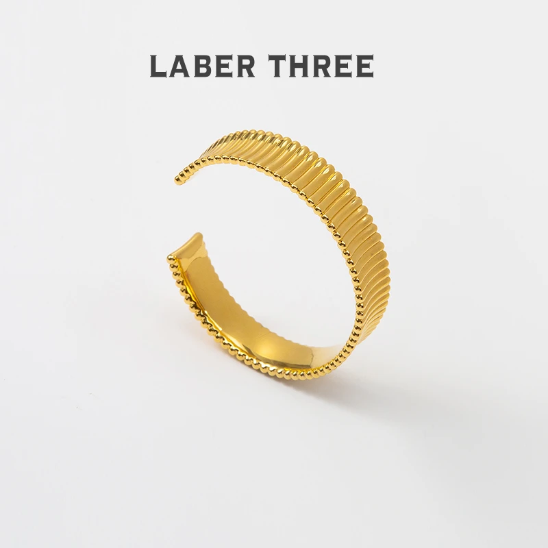 铜合金手镯 LABER THREE金色HS纽线纹手镯2023新款设计师款小众