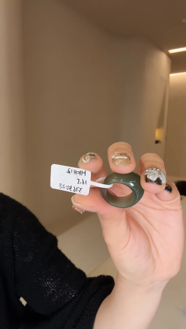 【闪购商品】和田玉戒指未镶嵌12码绿馒头多样性发其一