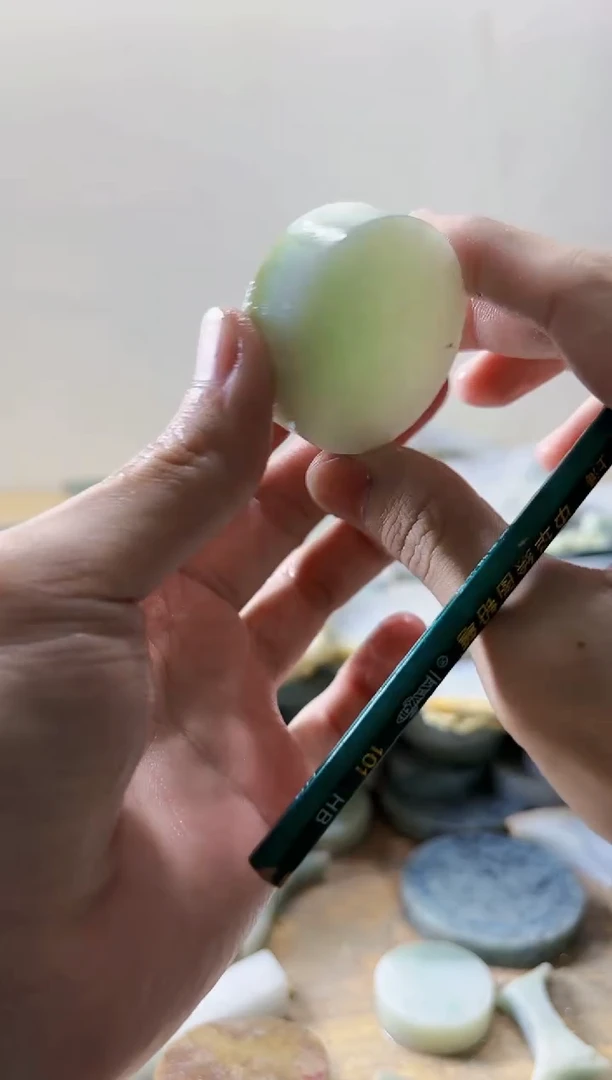 【闪购商品】翡翠挂件未镶嵌A货文德391