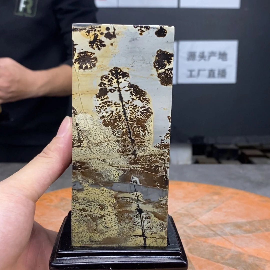 【闪购商品】石头根雕