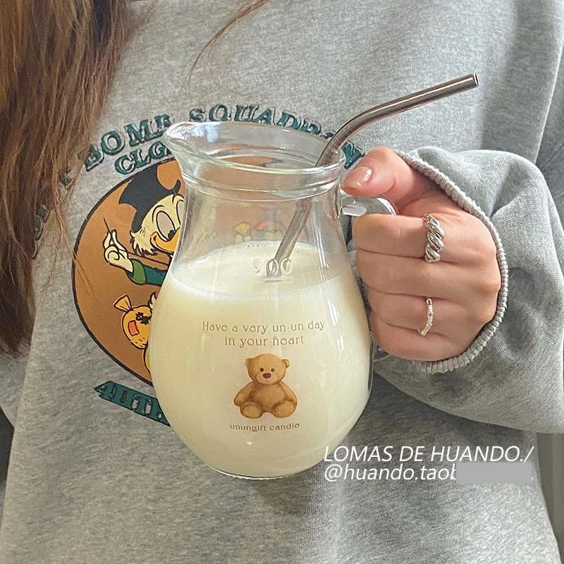ins风小熊字母玻璃壶家用咖啡厅大容量玻璃酒壶把手牛奶果汁杯