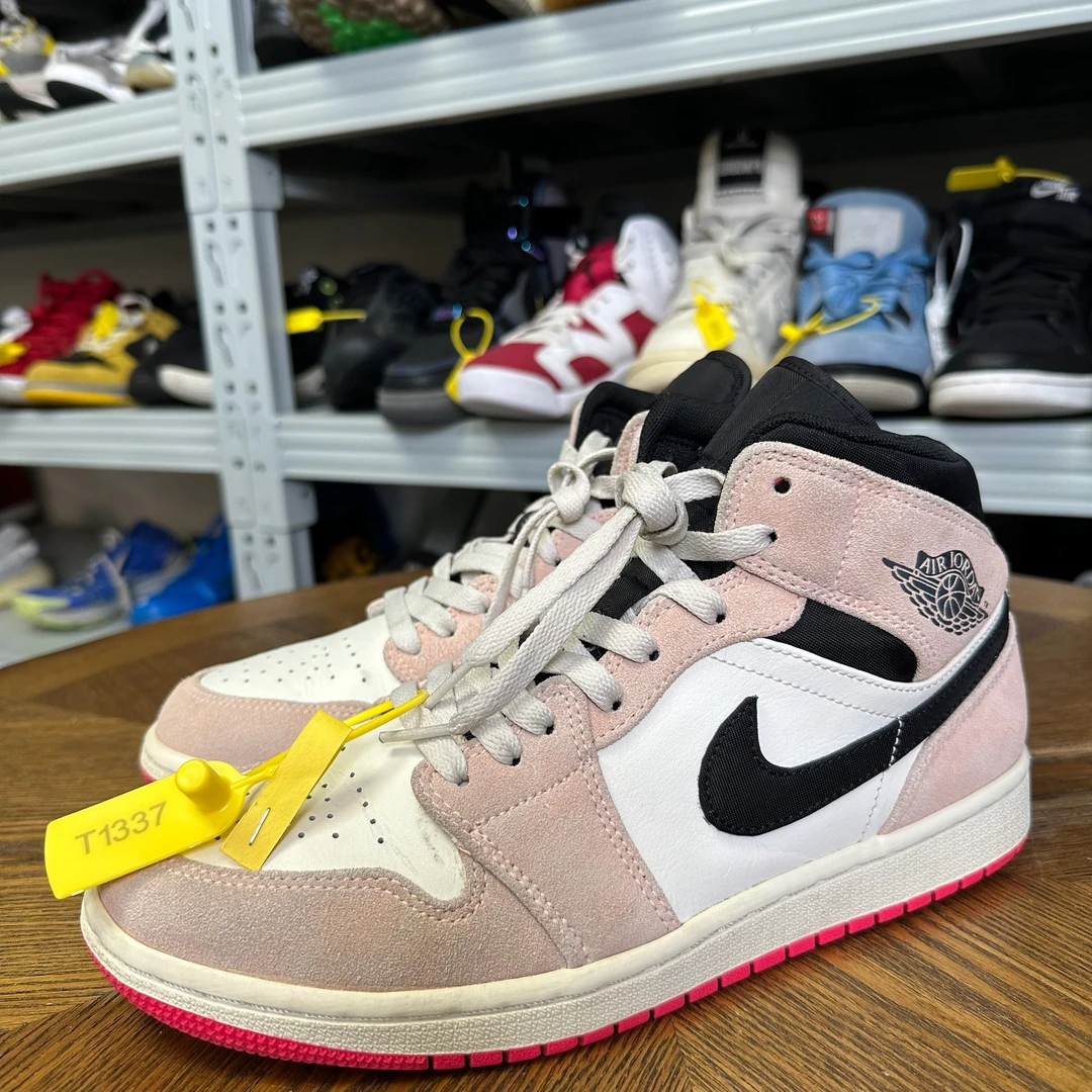 40.5码/Air Jordan1白粉复古篮球鞋/市场价999/99新/原盒/T1337