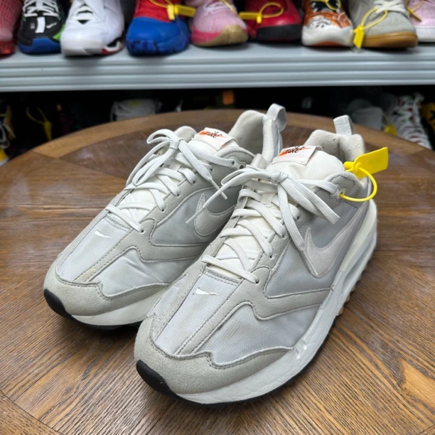 42.5码/nike airmaxDawn 灰白色跑鞋/无盒/95新/发售价899/t2639