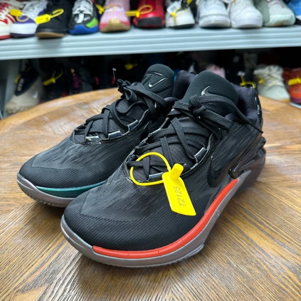 44码/nike gtcut2 黑红 实战篮球鞋/无盒/99新/公价719/t2125