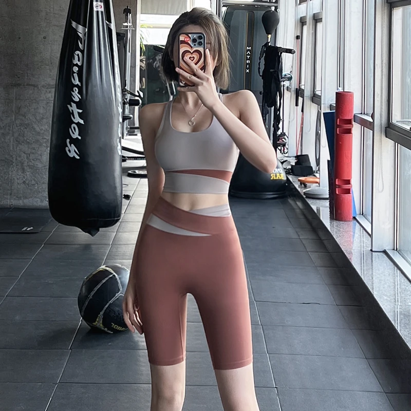 【C魅甄选】撞色运动套装女高腰速干五分裤美背紧健身瑜伽服TZ095