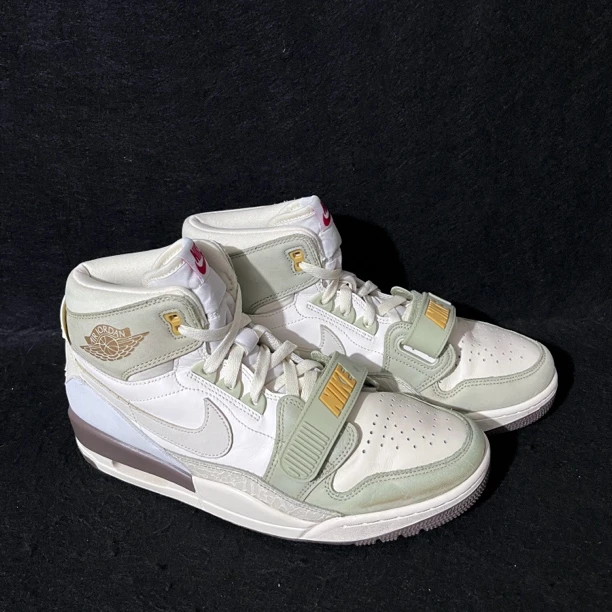44码/AJ312 兔年限定 休闲鞋 无原盒