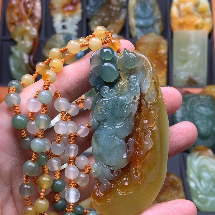 【闪购商品】蛇纹石玉吊坠(不含链)未镶嵌A****啡