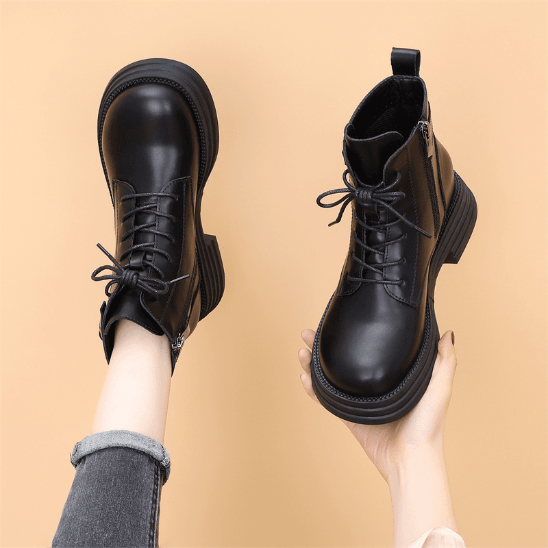 百丽纯爱真皮英伦风马丁靴女2023秋冬新款休闲平底显脚小单靴软底