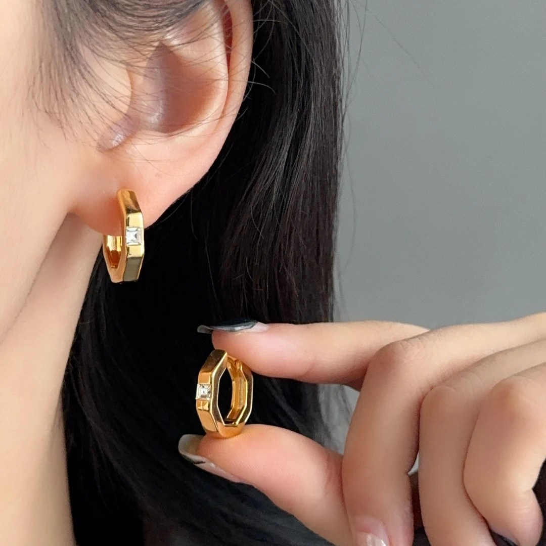 黑糖【耳饰】  日韩小众六边形轻奢时尚百搭耳环E1329