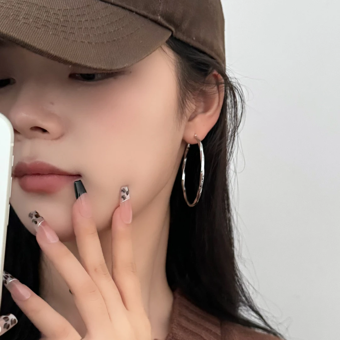 秋冬新品小众百搭简约大耳圈 E1118