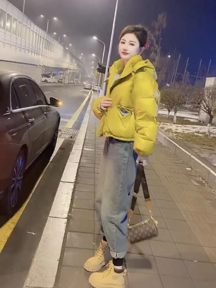艾菜依2023年冬季时尚洋气羽绒服女短款夹克加厚黄色欧货冬装外套