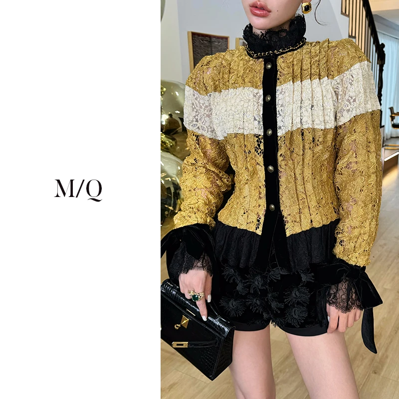 M/Q〔莫奈千金〕 重工金色蕾丝手工链条上衣23LX0592