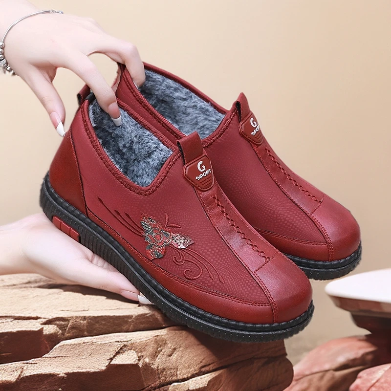 老北京棉鞋女冬加绒妈妈鞋加厚老太太防滑软底防水布鞋奶奶老人鞋