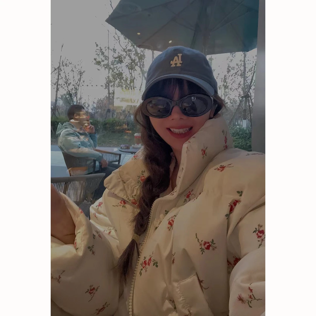 “铿锵玫瑰”韩国东大门白色碎花韩系短款小个子超厚棉袄棉衣外套