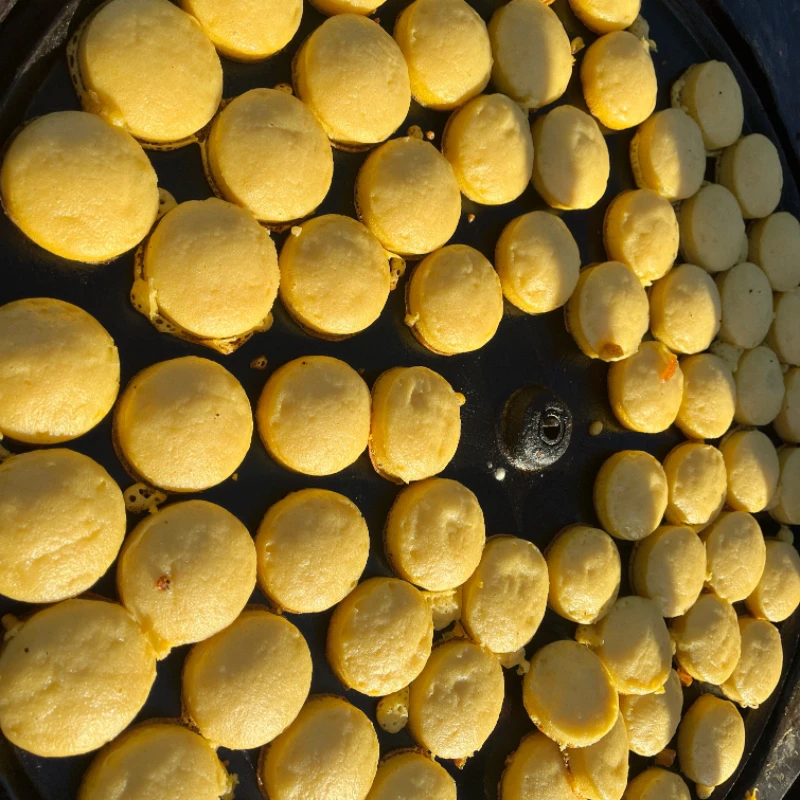 玉米饼子东北手工粗粮锅贴铁锅大饼子主食五谷杂粮玉米粑粑窝窝头