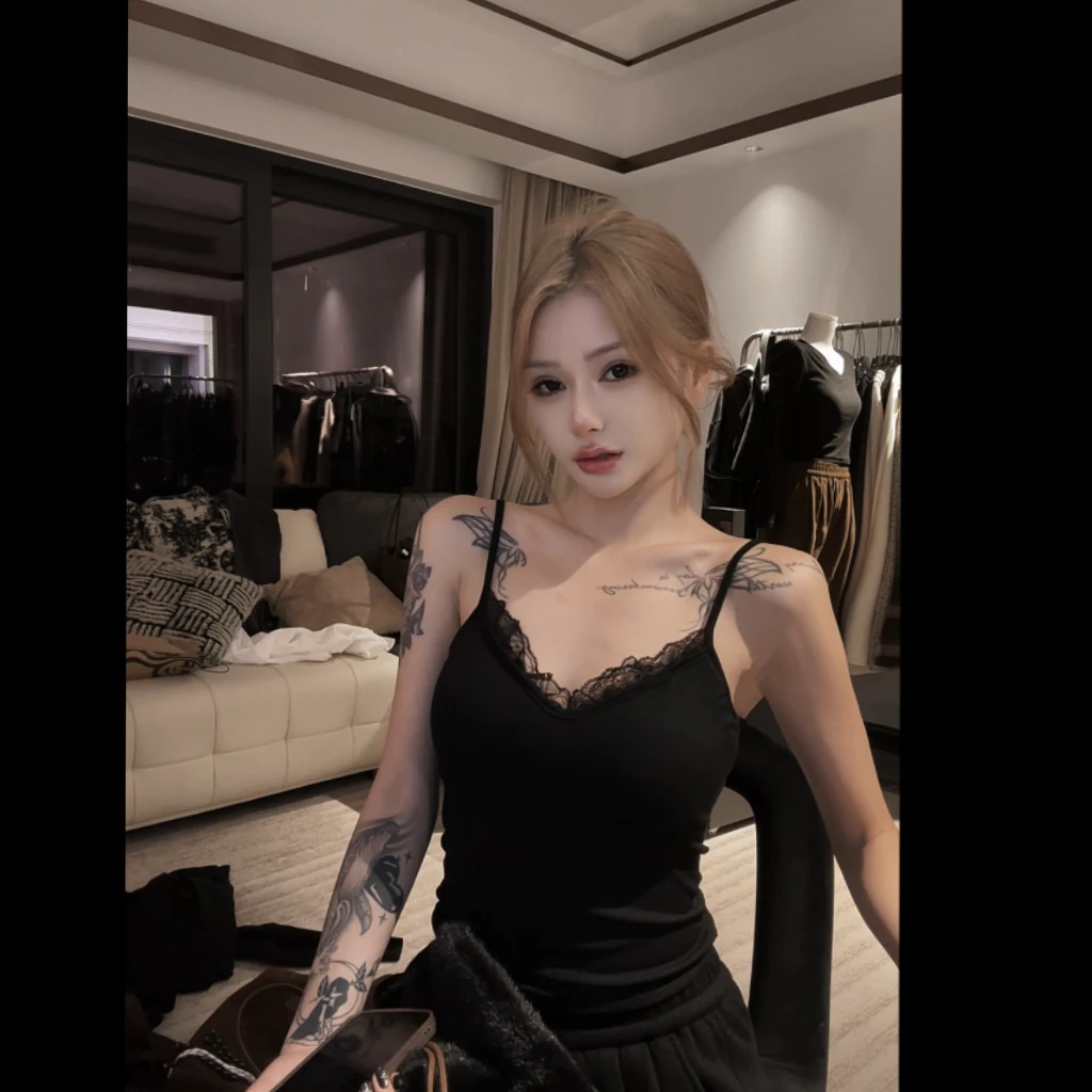 Black vitality.新款蕾丝胸垫磨毛吊带