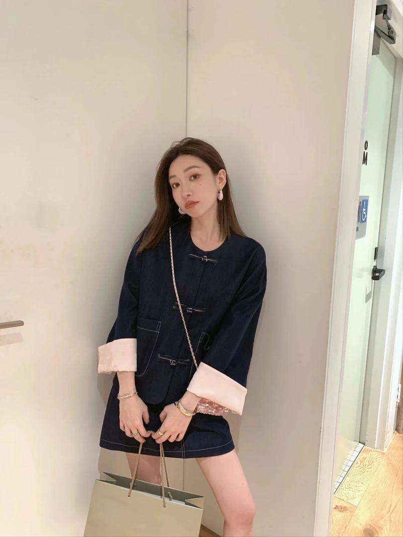 冷淡系设计感独特超好看新中式国风深蓝色盘扣牛仔外套女2025早春