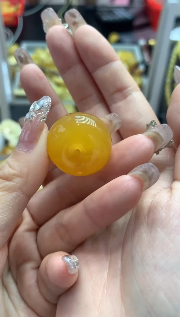 【闪购商品】琥珀裸石未镶嵌37