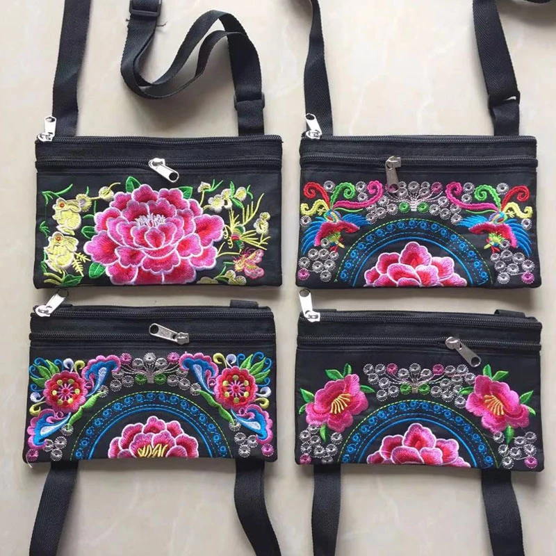 绣花斜挎包中老年女士单肩中国风手机包民族风刺绣休闲妈妈包百搭