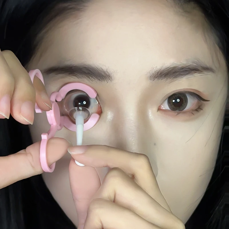 戴美瞳神器摘取眼镜辅助器隐形眼睛撑大眼睛夹子佩戴便摘取夹扩充