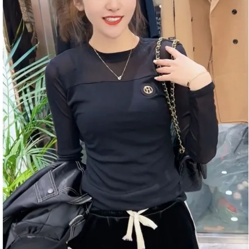 春秋新款时尚百搭网纱打底衫女长袖修身圆领T恤显瘦洋气小衫
