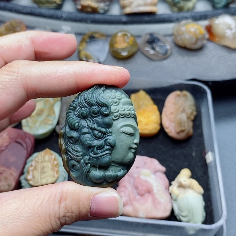 【闪购商品】定制石英质玉吊坠未镶嵌