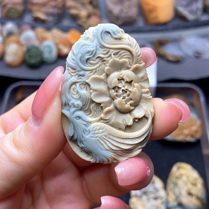 【闪购商品】定制石英质玉吊坠未镶嵌