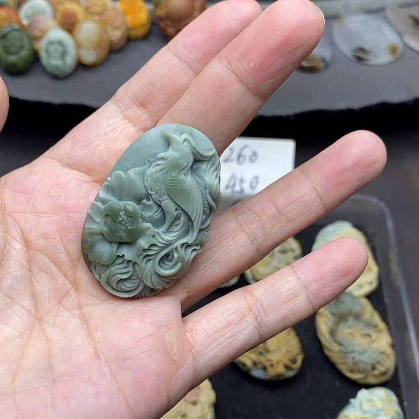 【闪购商品】定制石英质玉吊坠未镶嵌